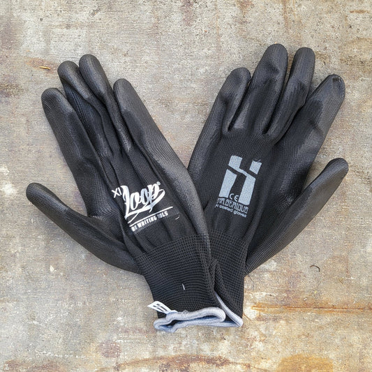 Loop and Mr. Serious graffiti gloves for protection against spray paint
